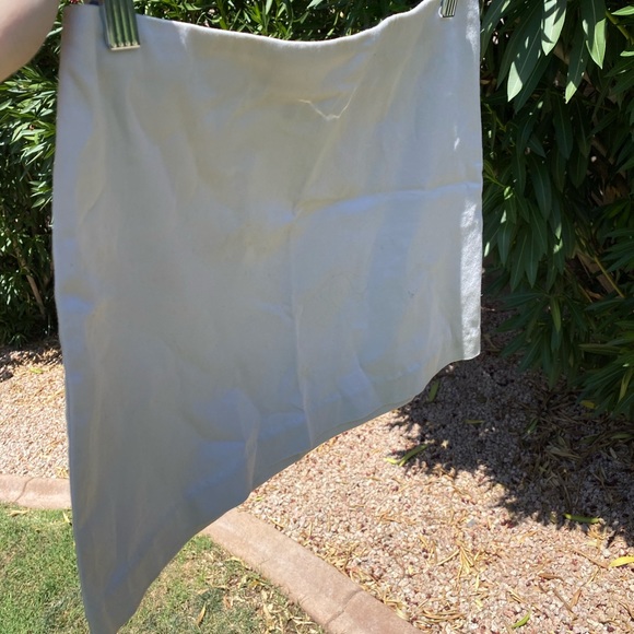 LIKE NEW Express Stretch Mini Skirt - Picture 1 of 3